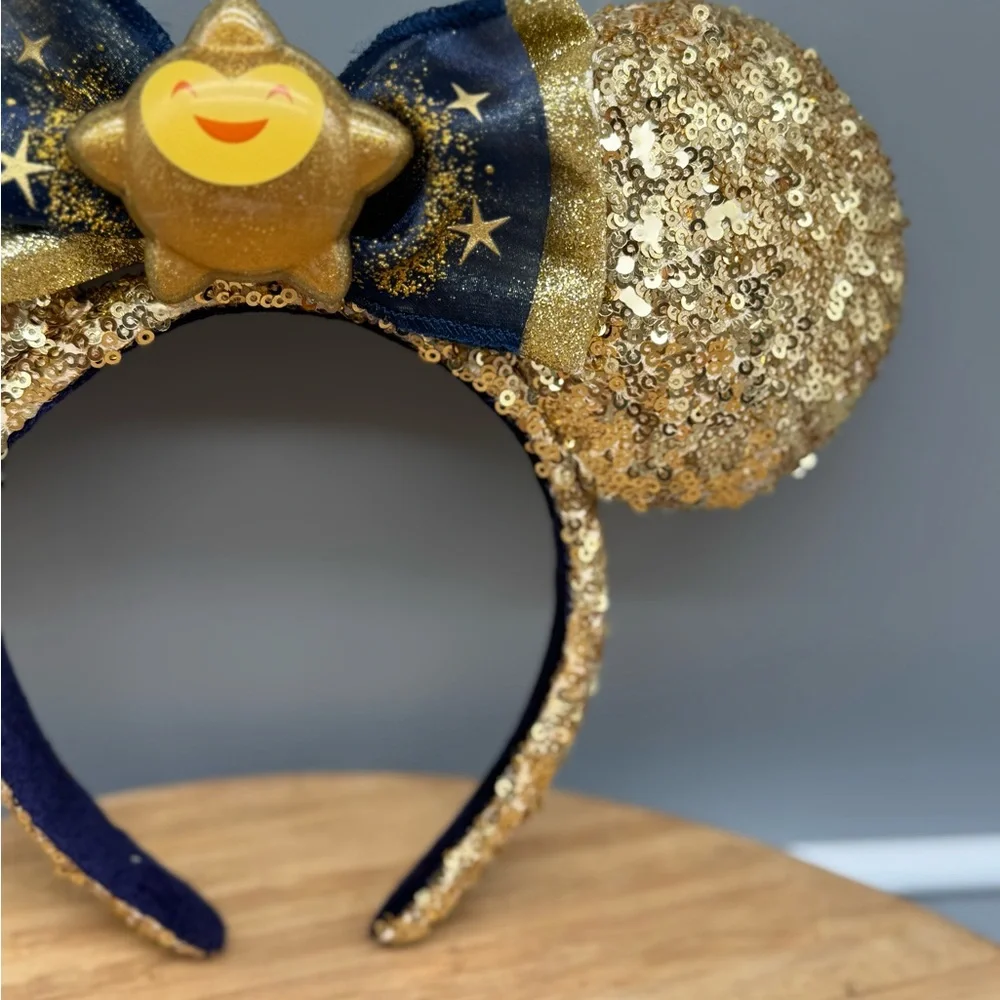 Disney‎ Parks Wish Star Film Sequined Minnie Ear Headband